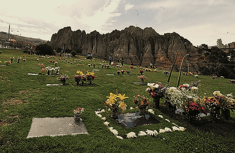 cementerio jardin