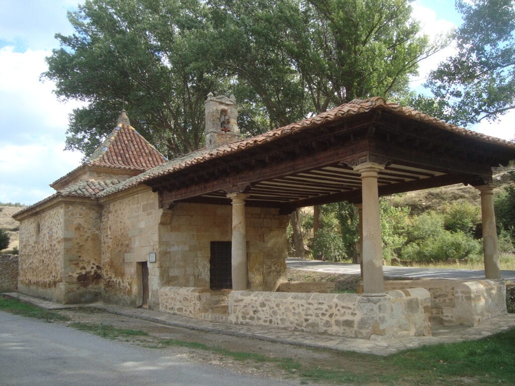 ermita de la virgen de los pinares