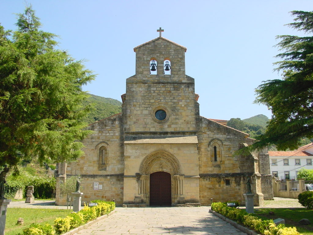 iglesia vieja de santa maria del puerto