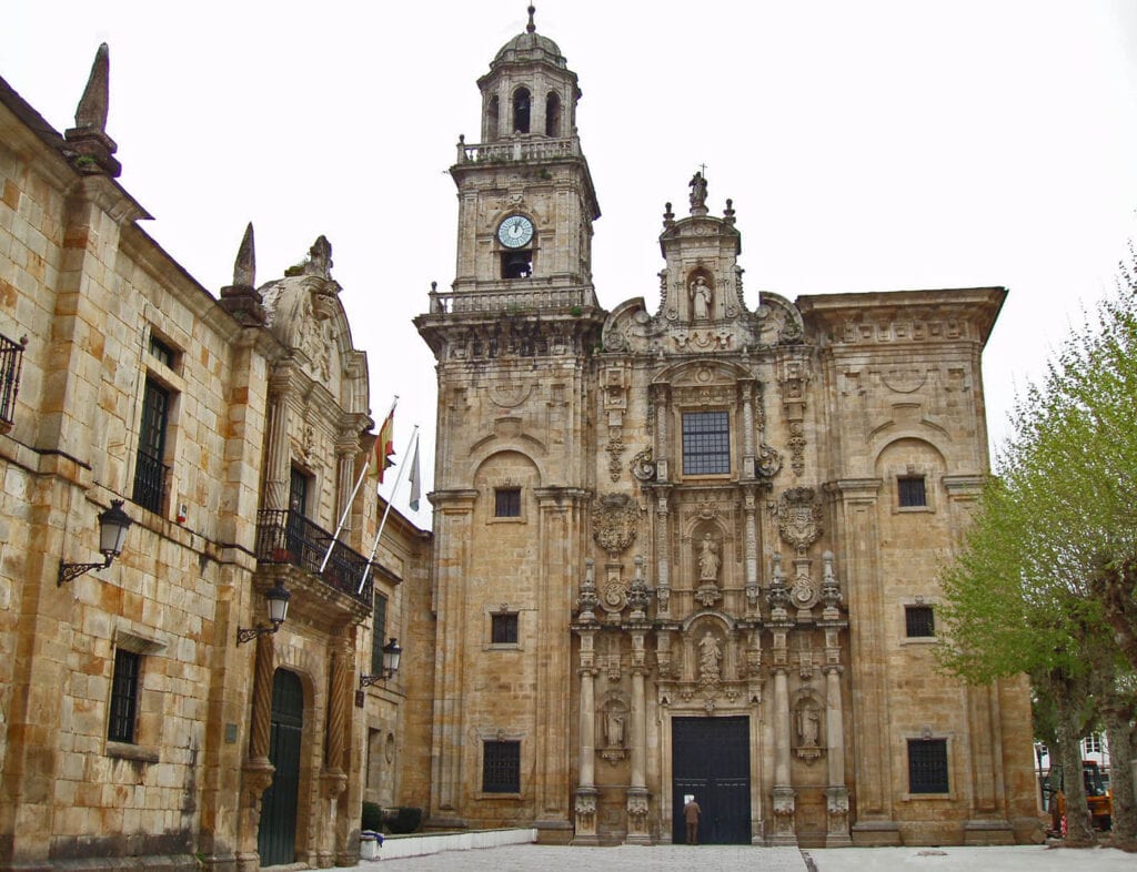 parroquia de lorenzana
