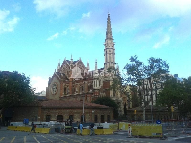 parroquia de sant francesc de sales les saleses