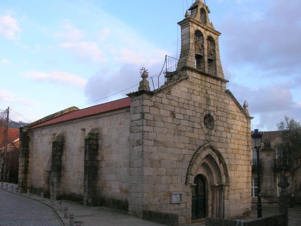 parroquia de santiago de bembrive